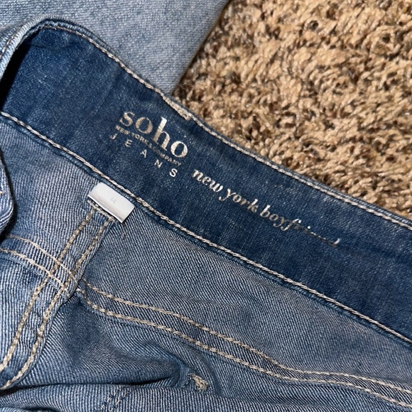 NY&C SOHO NY BOYFRIEND DISTRESSED JEANS - Picture 2 of 3